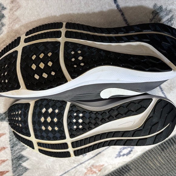 Nike Men's Charcoal Athletic Sneakers - Picture 4 of 5